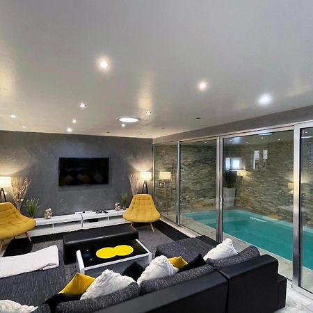 Appartement Standing Piscine Interieur Privatisee . Mutzig Bagian luar foto